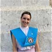 Profesora titulada en Lengua Castellana y Literatura con 4 años de experiencia en clases particulares