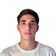 Soy un chico muy responsable y amigable, ya he trabajado con niños anteriormente en un colegio enseñándoles a jugar a fútbol!