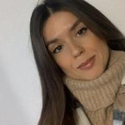 Profesora de Lengua castellana y Latín imparte clases online. Más de 10 años de experiencia