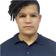 Profesor de humanidades y afines  de niños niñas y adolescentes, pero no descarto trabajar con adultos.