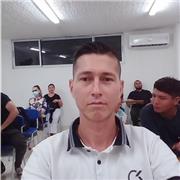 Profesor de filosofía ofrece clases de razonamiento y pensamiento crítico, hermenéutica y su importancia