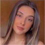 Estudiante de periodismo y profesora de inglés en academia