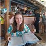 Enseignante de Français Langue Etrangère propose des cours en ligne (A1 à B2), ainsi que des cours de préparation au DELF