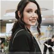 Laureanda in servizi giuridici, diplomata a Genova come OSS