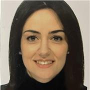 Laureata in biologia impartisce lezioni di chimica organica e inorganica, biologia, microbiologia, processi industriali