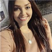 Profesora de matemática y física con grado en ingeniería eléctrica. 10 años de experiencia