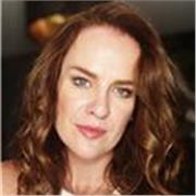 Hello!  I am a native English speaker from Ireland, with a UK secondary teaching qualification and a clear, neutral accent.

