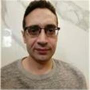 Native Arabic tutor teaching Modern Standard and Egyptian dialect