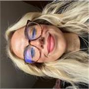 Helpful guidance tutor with a background in photography 