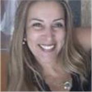 Profesora titulada en Lengua y literatura Portuguesa , con más de 22 años de experiencia ,con alumnos de 8 a 80 años.
