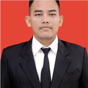 Passionate secondary school teacher of bilingual education with 8+ years of experience in teaching secondary school students.