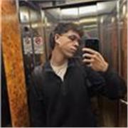 Soy técnico de laboratorio clínico con un gran conocimiento de biología, materia para la cual puedo enseñar a todas las edades