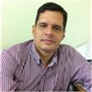Professor universitário mestre em direito