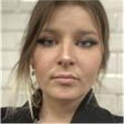 Prof de dessin (illustratrice & architecte basée à Paris) je vous apprends depuis mes cours en ligne, àperfectionner votre trait