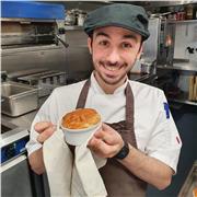 Enthusiastic and passionate Chef pursuing to share myknowledge