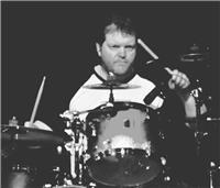 Professional drummer with nearly 30 years playing and teaching experience. I can teach from complete beginner to diploma level 