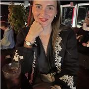 Motivierte Spanischlehrerin bietet individuellen Sprachunterricht für alle Niveaus