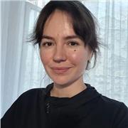 I am a compassionate and knowledgeable piano teacher with over 10 years experience gathered in LA and London.