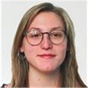 Tutor per aiuto compiti scuole medie a Torino e Valle di Susa, offre supporto nello studio con metodo chiaro, pazienza e attenzion