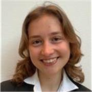 Professeur native d'anglais, certifiée TEFL, offre des cours particuliers aux jeunes et aux adultes. 