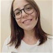 Studentessa universitaria propone lezioni di inglese per scuole medie e superiori