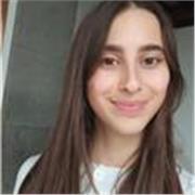 Lycéenne en terminale propose des cours de maths pour des élèves de la sixième à la première pendant les grandes vacances scolaires