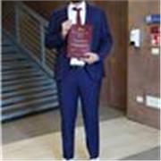 Laureato in lettere offre ripetizioni in Inglese