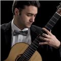 Se ofrecen clases particulares online de guitarra clásica, flamenca, acústica, bajo eléctrico, ukelele... profesor con años de exp