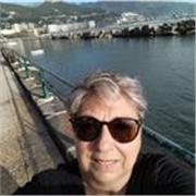 Profesora de historia, ciudadanía y política, derecho, sociología, metodologia de la investigación social