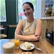 Maestro/a de español o inglés en línea con disponibilidad horaria