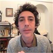 Prof d'anglais intervenant en collège ayant plusieurs années d'expérience.