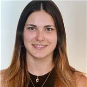 Soy estudiante de universidad y tengo el b2 de inglés, me encantaría poder enseñar y ayudar a personas que quieran aprender