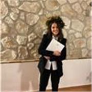 Sono Alice, ho 25 anni e sono laureata in Lingue e Culture straniere. Cerco degli allievi che abbiamo voglia di imparare la lingua italiana ed eventualmente anche l’inglese e lo spagnolo