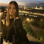 Studentessa universitaria che ha frequentato liceo scientifico Cambridge impartisce ripetizioni di inglese