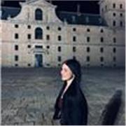 Me considero una persona divertida y paciente con los niños, mis clases estarían dedicadas a los más pequeños de la casa 