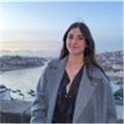 Profesora de lengua castellana y literatura que imparte clases particulares para todas las edades