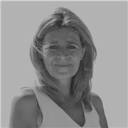 Doy clases en la lengua Inglés para aprender Inglés a un nivel de perfección. Soy hablante nativa de inglés, certificado en TEFL