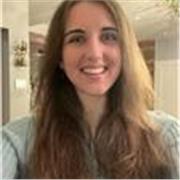 Ancienne étudiante d’échange aux États-Unis, maintenant à Sciences Po Rennes, donne des cours d’anglais.