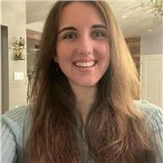 Ancienne étudiante d’échange aux États-Unis, maintenant à Sciences Po Rennes, donne des cours d’anglais.