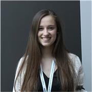 Profesora de biología para estudiantes de colegio e instituto