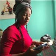 Periodista con dominio de la lengua,la gramática y la Literatura Hispana con 3 años de  experiencia en la corrección de estilo