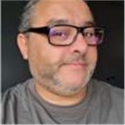 Ex journaliste et communiquant, amoureux de la langue. 