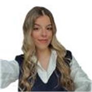 Profesora de apoyo escolar a niños, tanto online como de forma presencial