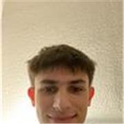 Insegno Matematica in modo FACILE ed INTUITIVO, sono uno studente di ingegneria, ho esperienza con lezioni private di matematica.