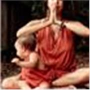 Profesora de Ashtanga-vinyasa yoga y Hatha yoga con más de 8 años de experiencia