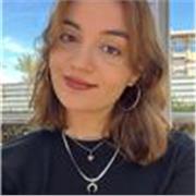 Soy una maestra de primaria apta para impartir todas las materias de mi competencia, además tengo la especialidad en PT.