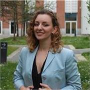 English lessons? Impara l'inglese da una studentessa universitaria con esperienza all'estero. Lezioni  adaptable  a ogni esigenza!