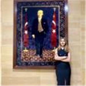 Özlem Akmaz