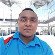 Estudiante universitario con la capacidad de impartir clases de distintas materias a niños y jóvenes