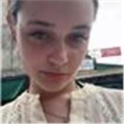 Toco la guitarra desde hace 10 años y puedo dar clases a estudiantes de todas las edades